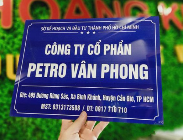 Bảng tên công ty bằng mica 