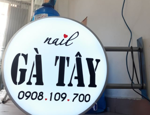 Làm bảng hiệu mica hút nổi tại Thủ Đức