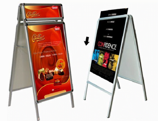 Standee chữ A